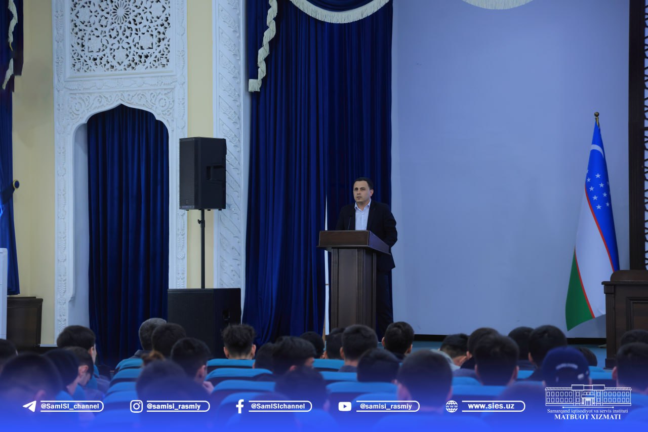  "Kelajakka qadam" dasturi boʻyicha bitiruvchi-yoshlar bilan uchrashuv boʻlib oʻtdi