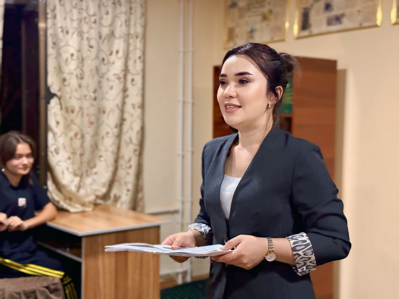 Talabalar turar joyida "Bo‘lar ekan-ku yoxud kechaning bugundan farqi nimada?" mavzusida davra suhbati o‘tkazildi