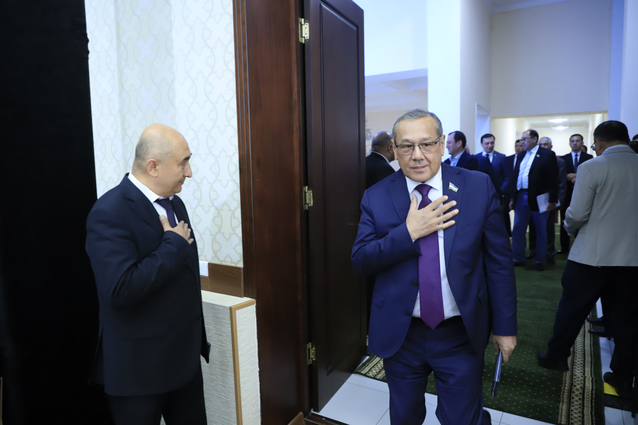 Samarqand iqtisodiyot va servis instituti respublika ilmiy-amaliy anjumaniga mezbonlik qildi
