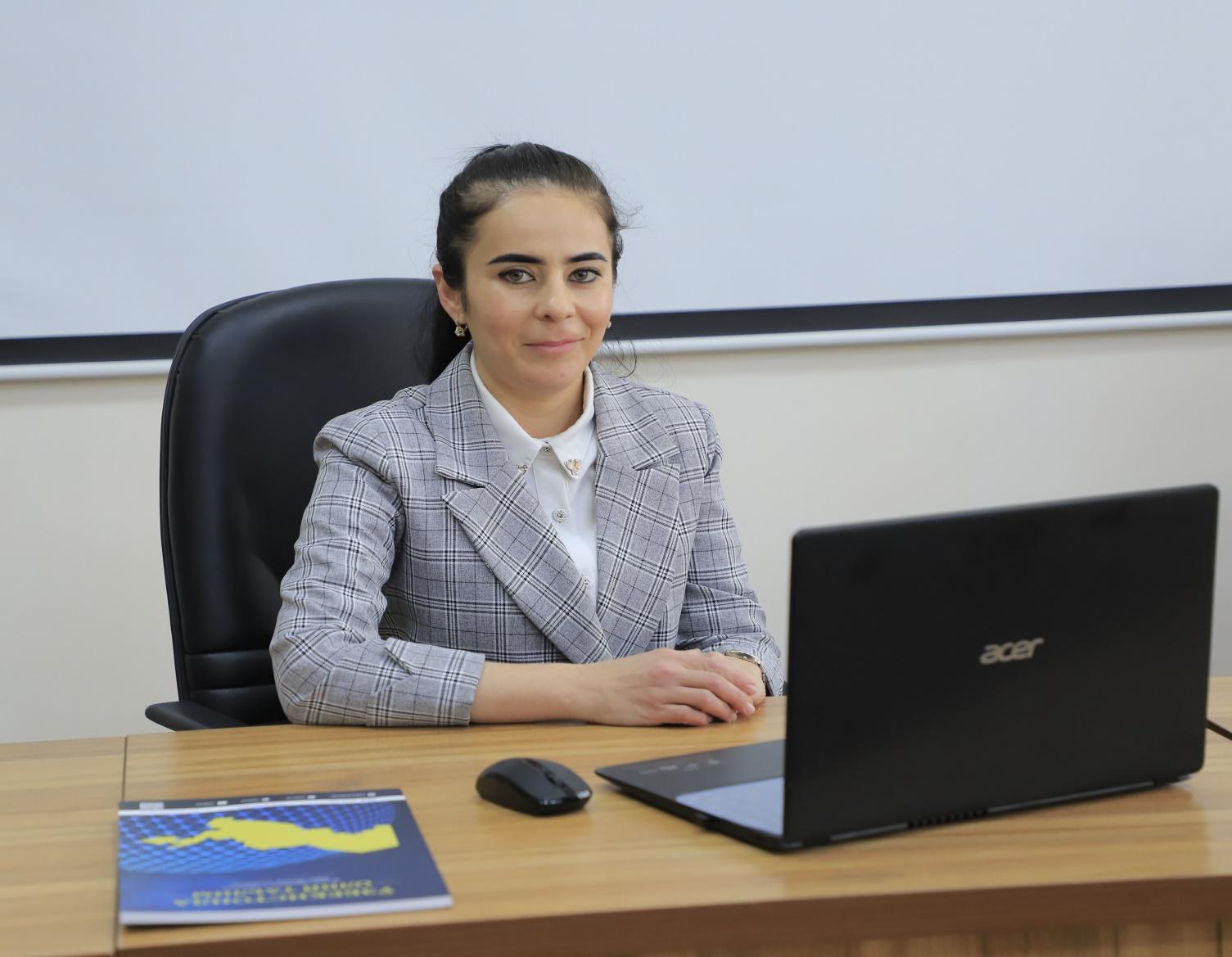 Latipova Shakhnoza Makhmudovna